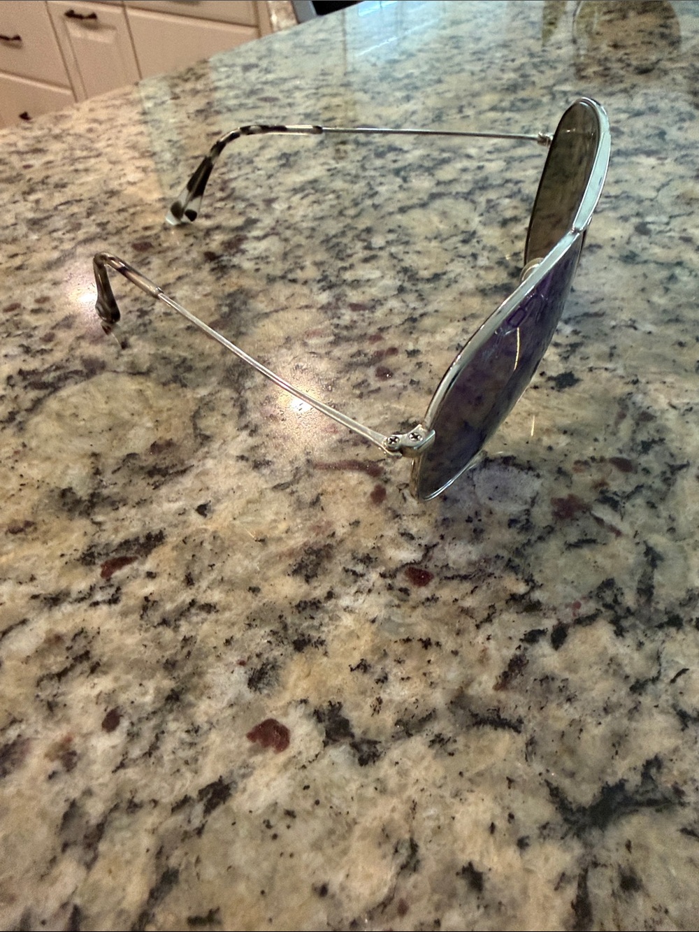 Maui Jim Silver Frame Sunglasses with Blue Mirrored Lenses Maverick - Picture 10 of 14